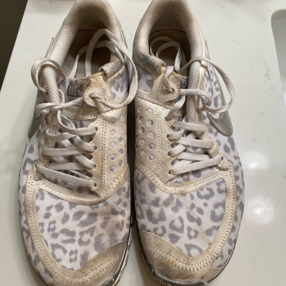Women’s Nike Cheetah Print Running Shoes